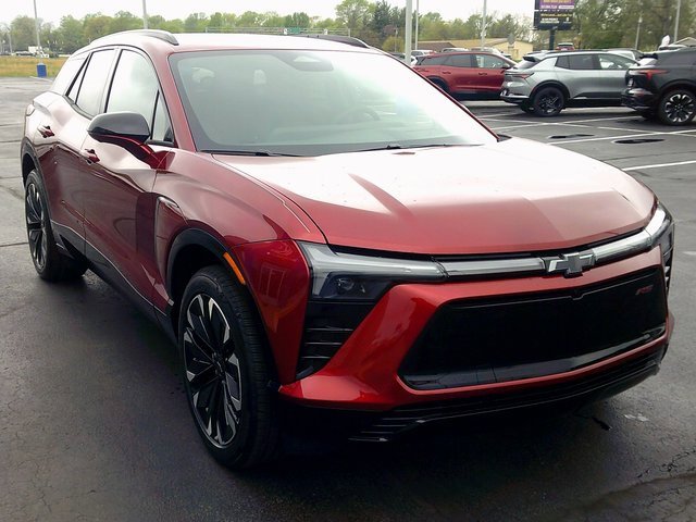 New 2025 Chevrolet Blazer EV RS image 7