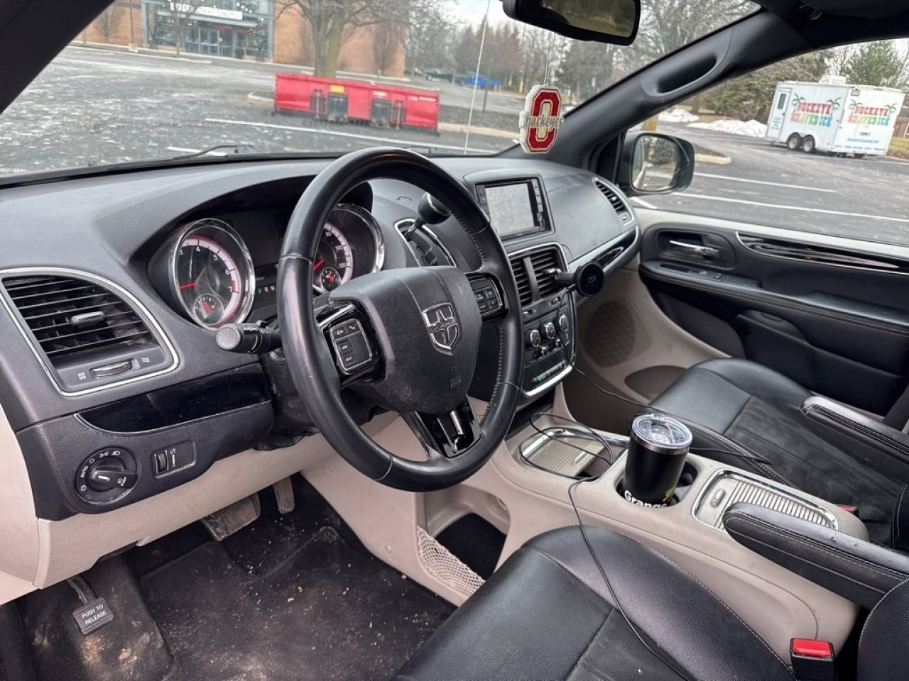 Used 2019 Dodge Grand Caravan SXT image 20