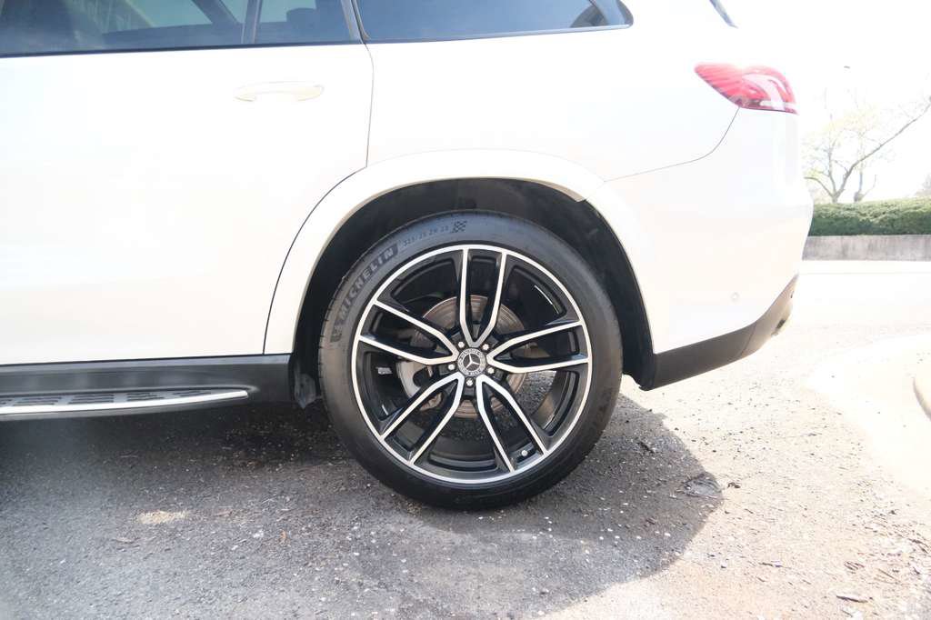 Used 2020 Mercedes-Benz GLS 580 4MATIC image 7