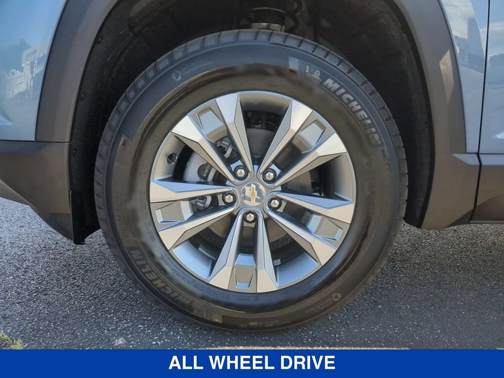 New 2026 Chevrolet Equinox LT w/ Convenience Package II AWD/4WD image 25