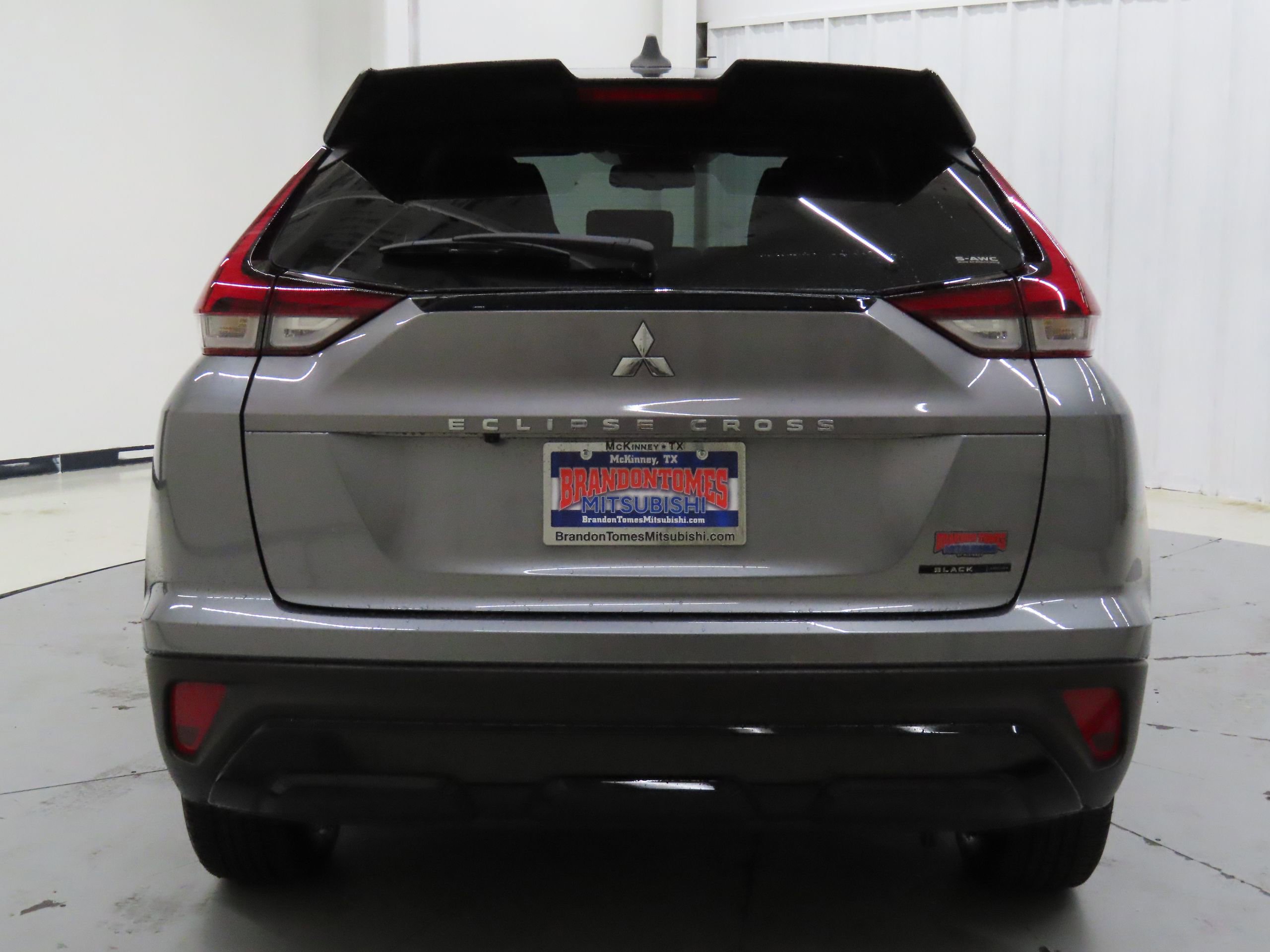 New 2026 Mitsubishi Eclipse Cross Black Edition image 4