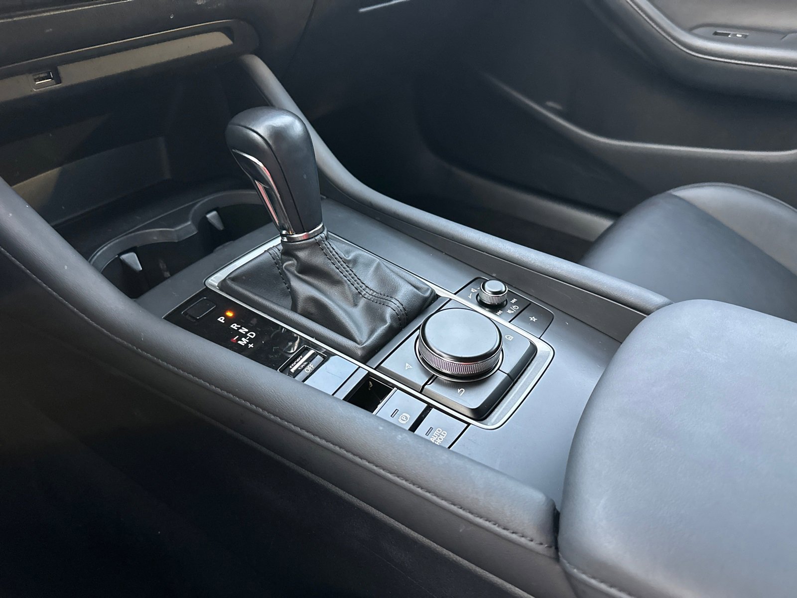 Used 2021 MAZDA MAZDA3 s image 28