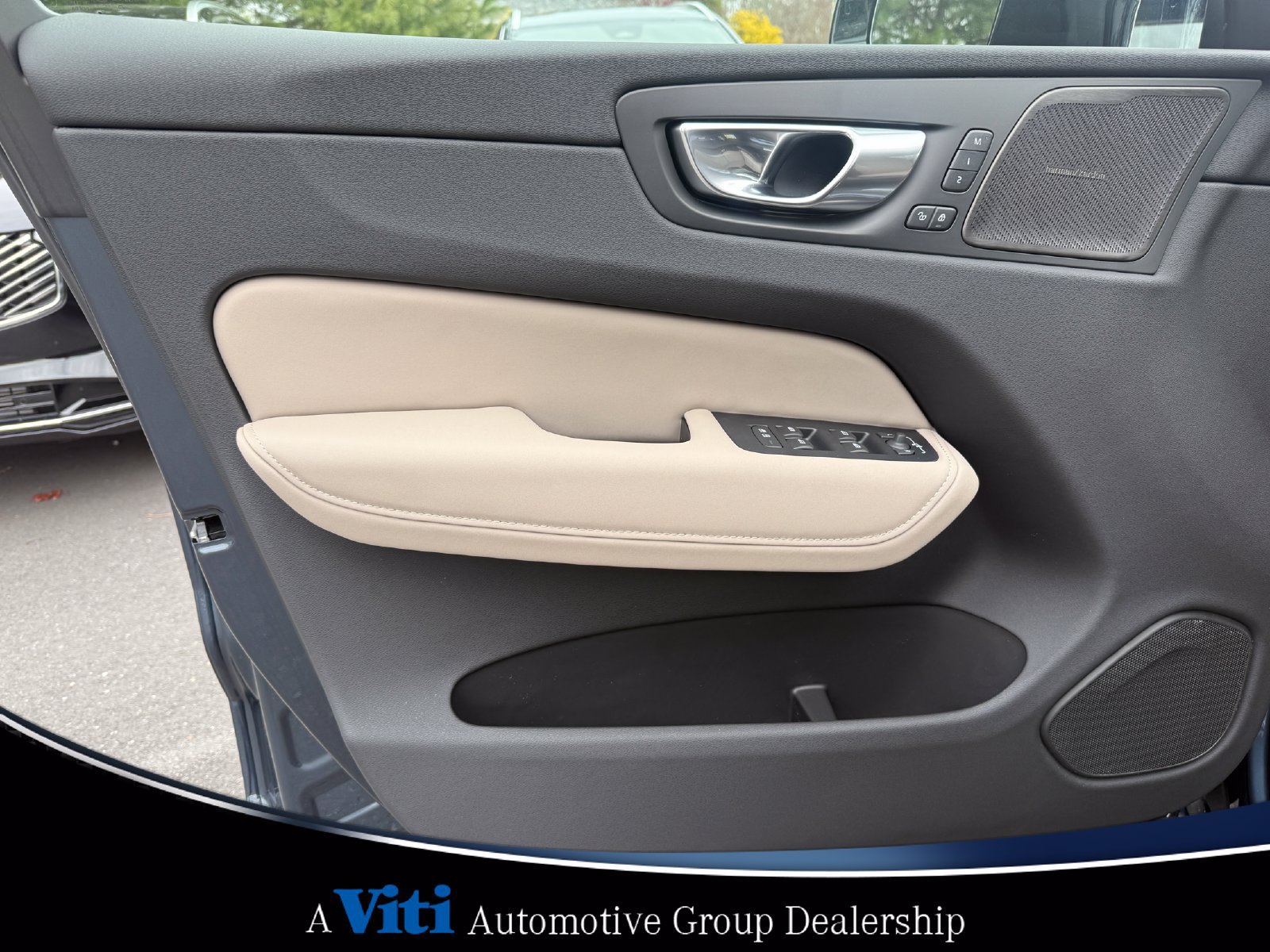 Used 2026 Volvo XC60 B5 Plus w/ Protection Package Premier AWD/4WD image 11