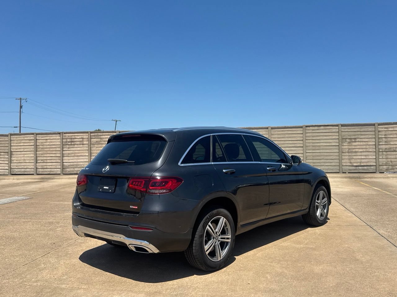Used 2021 Mercedes-Benz GLC 300 image 21