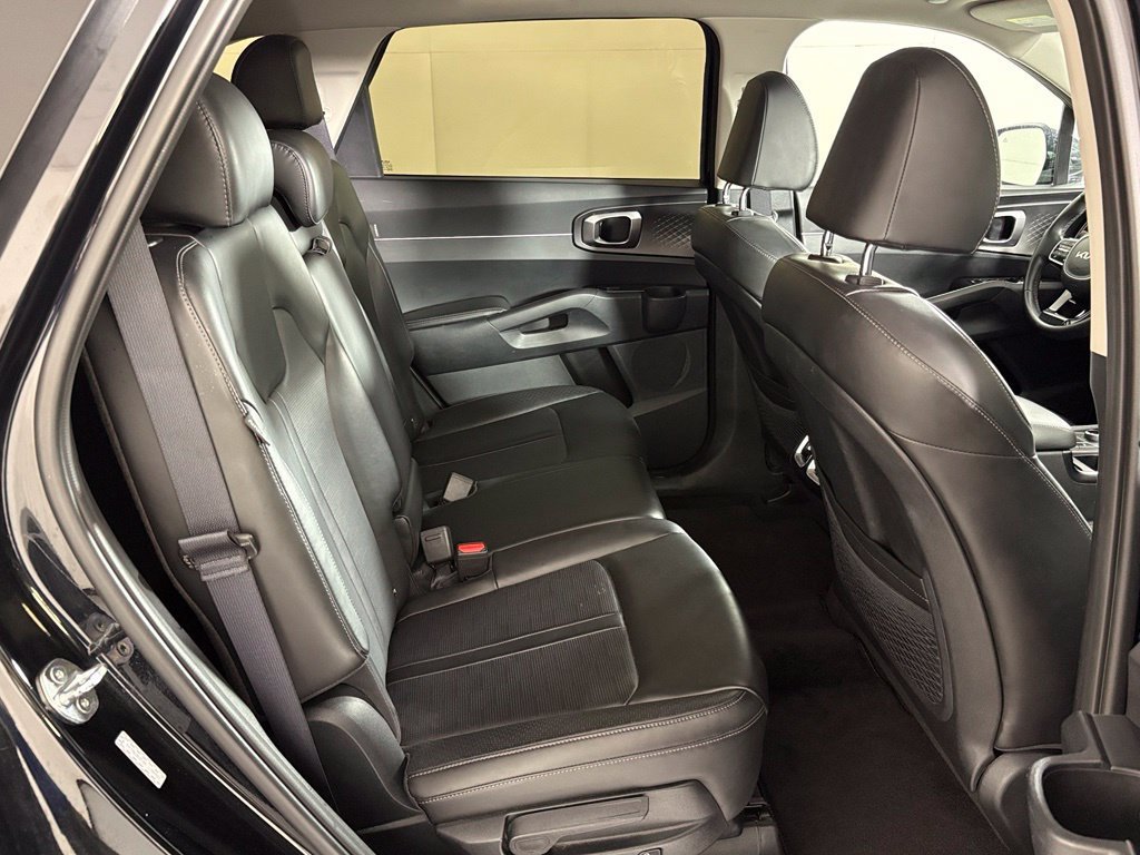 Used 2024 Kia Sorento S AWD/4WD image 42