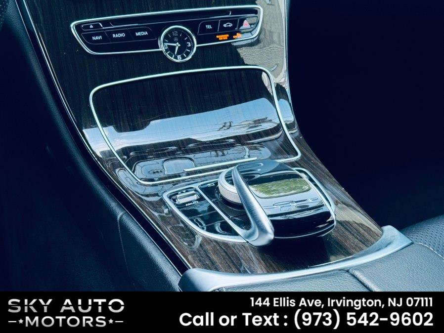 Used 2015 Mercedes-Benz C 400 4MATIC image 15