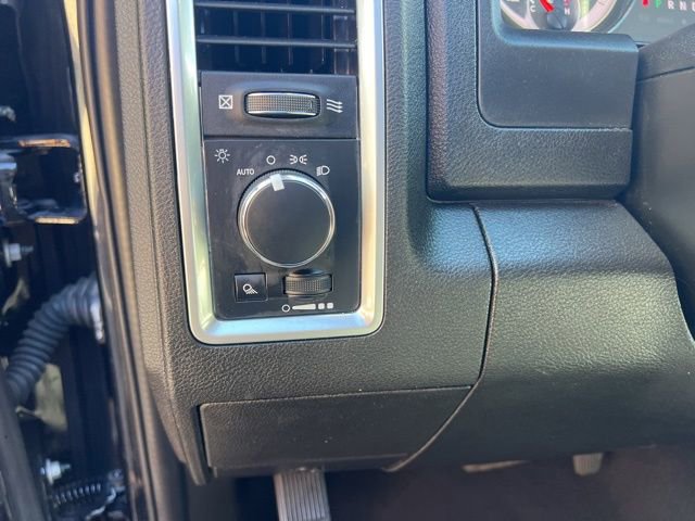 Used 2024 RAM 1500 Classic SLT image 8