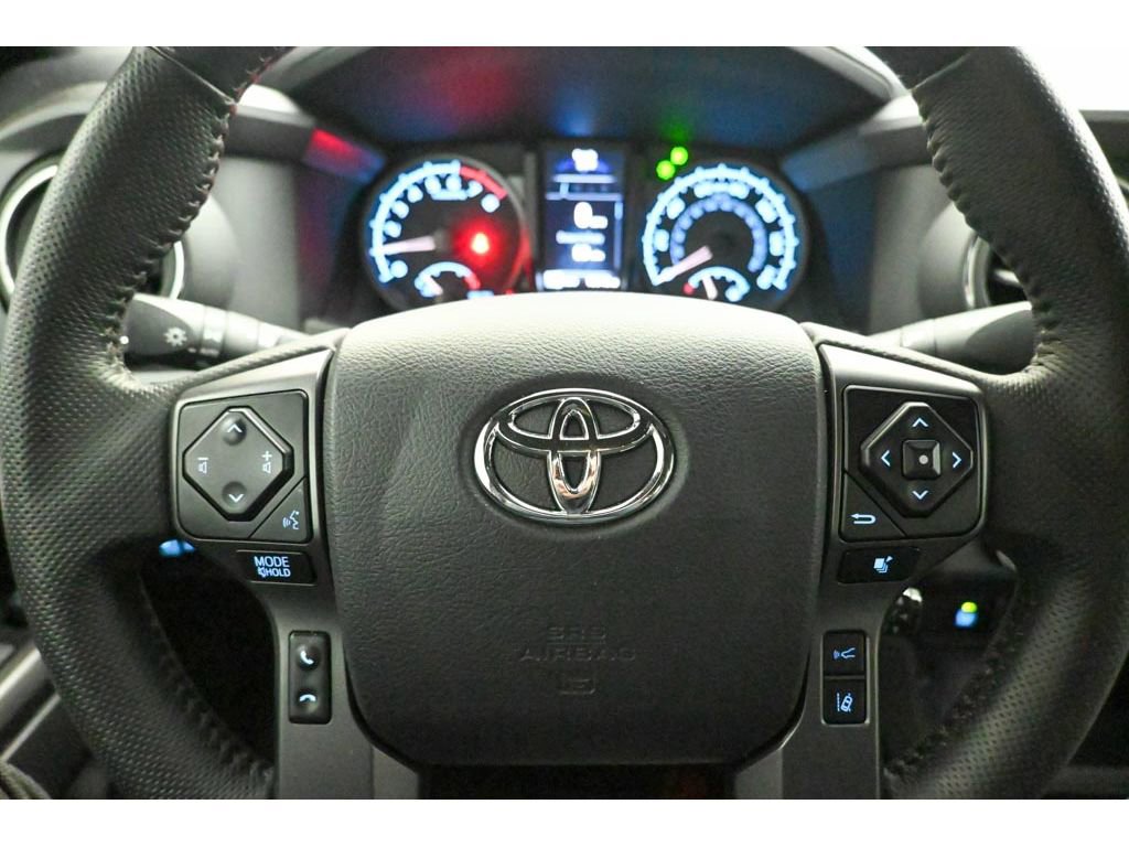 Used 2023 Toyota Tacoma TRD Off-Road image 32
