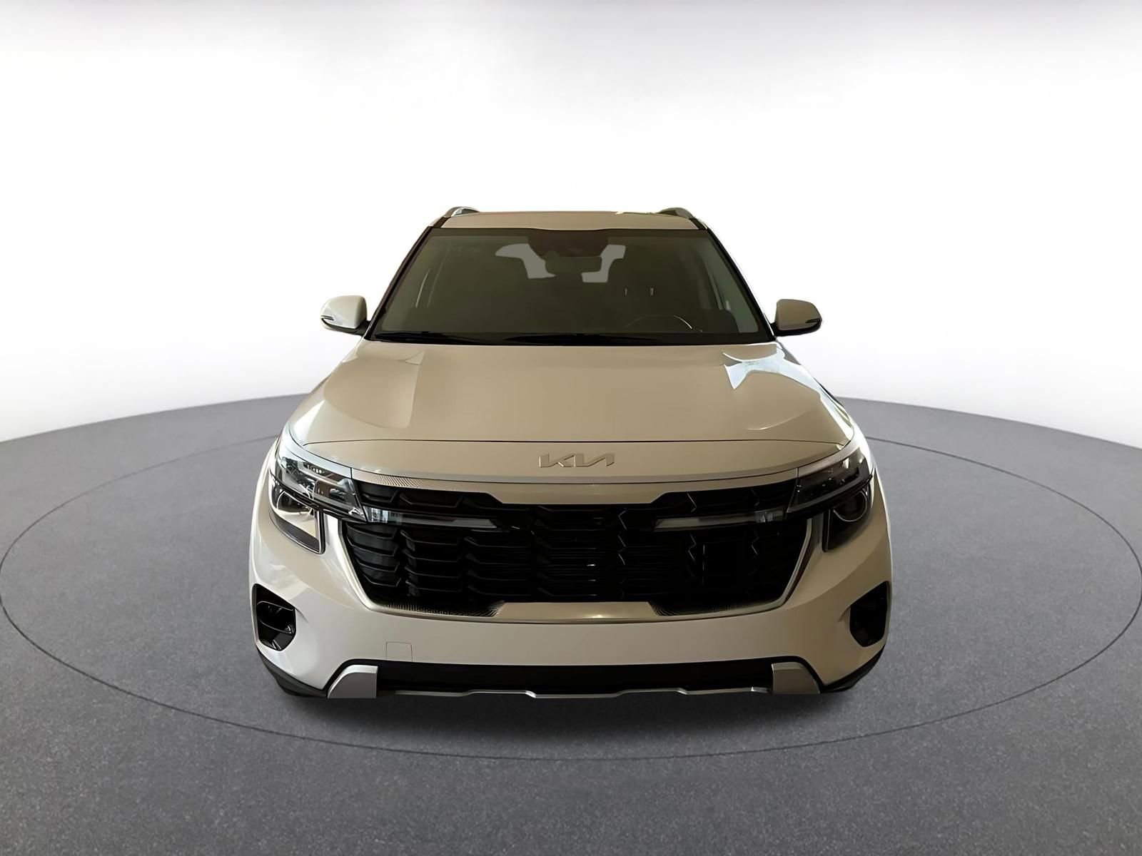 Used 2025 Kia Seltos S FWD image 4