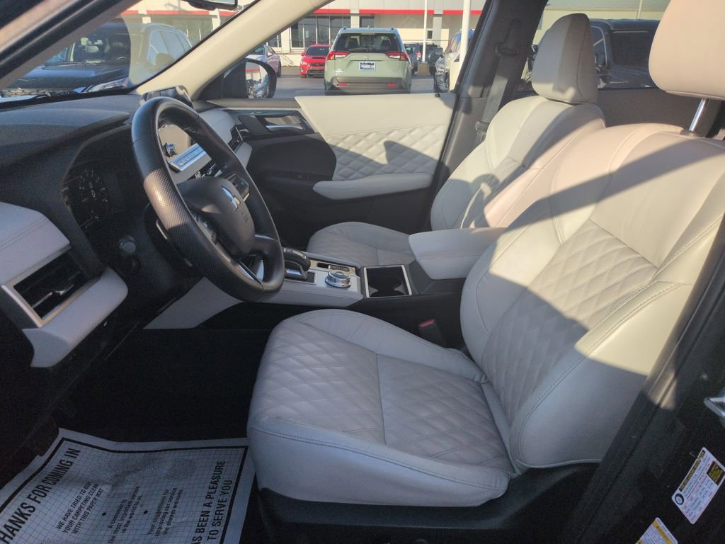 Used 2022 Mitsubishi Outlander SEL FWD image 9