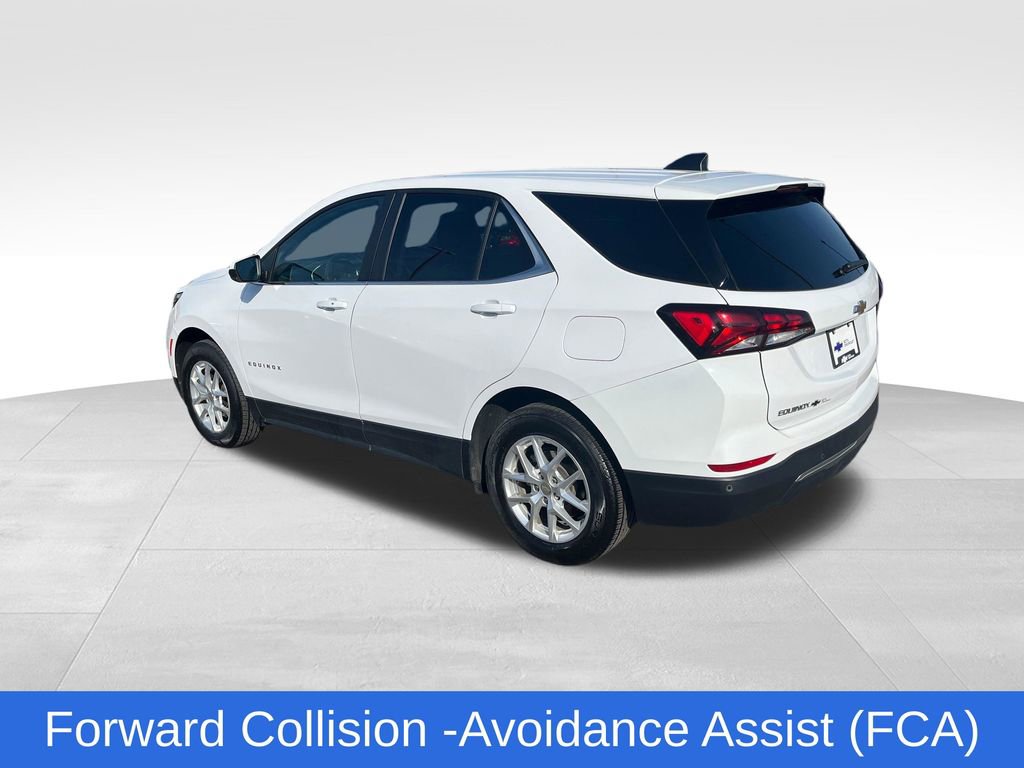 Used 2024 Chevrolet Equinox LT AWD/4WD image 3