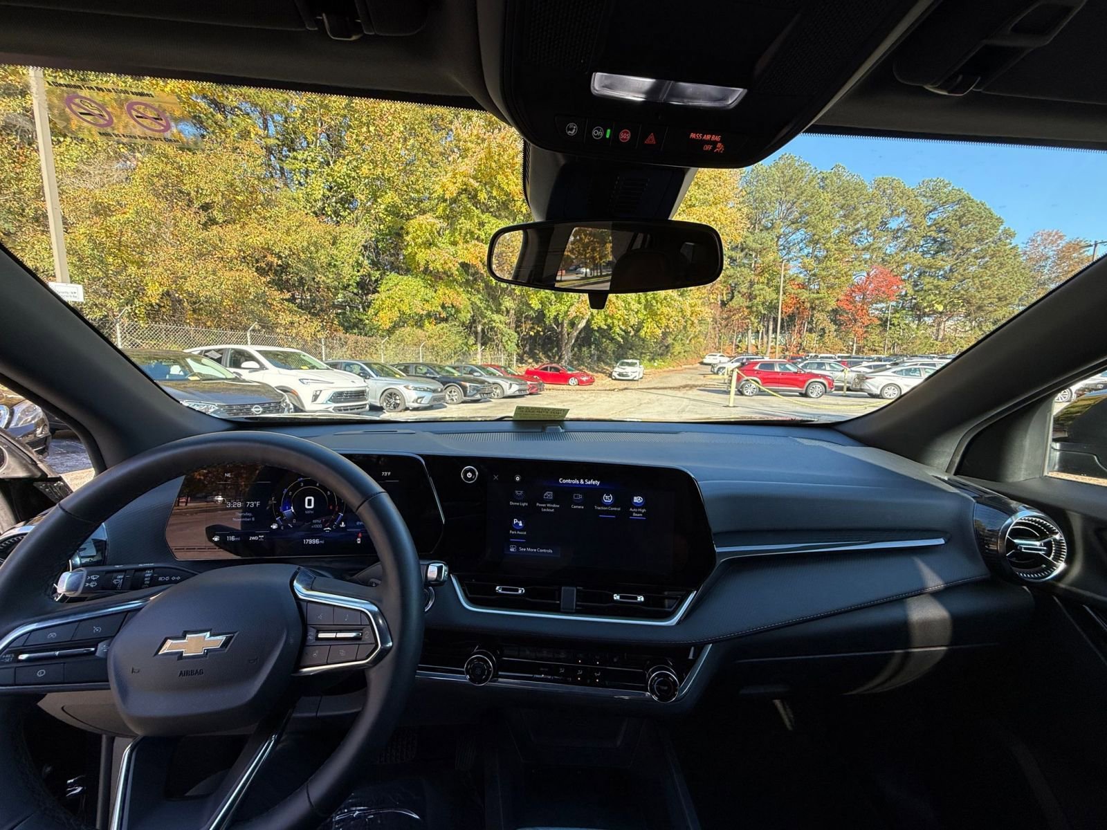 Used 2025 Chevrolet Equinox LT image 33