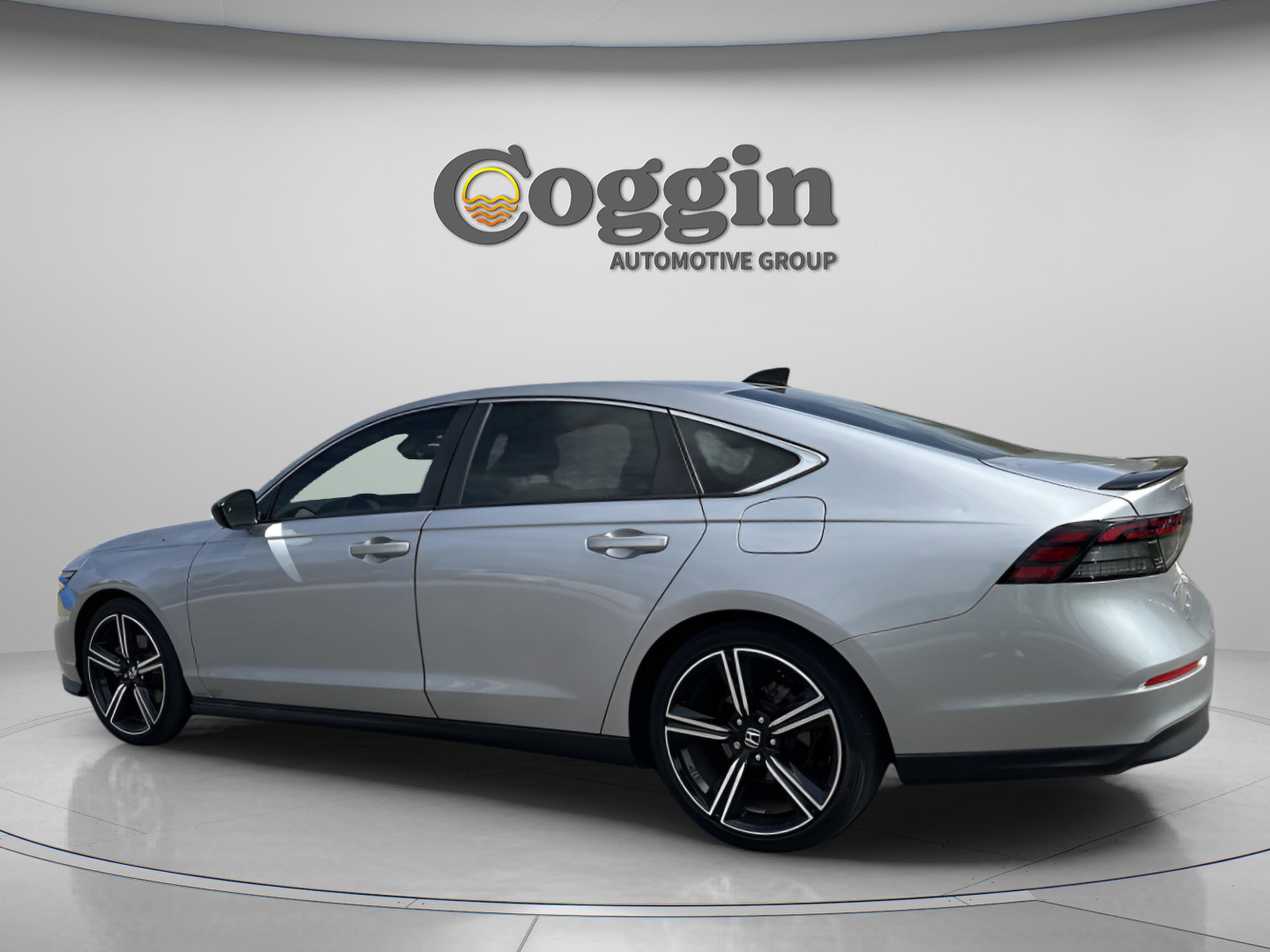 Used 2023 Honda Accord Sport image 5