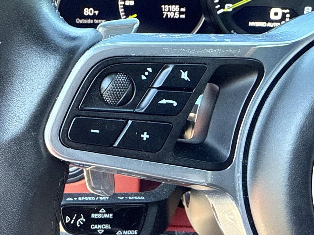 Used 2023 Porsche Cayenne image 42