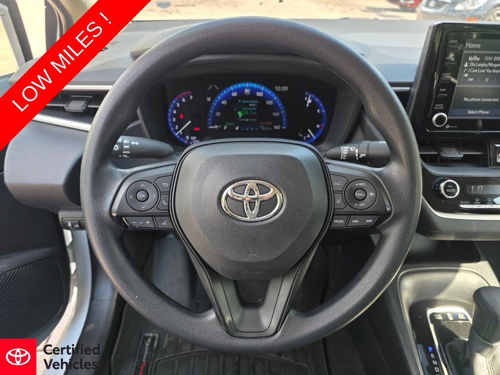 Certified 2022 Toyota Corolla LE FWD image 28
