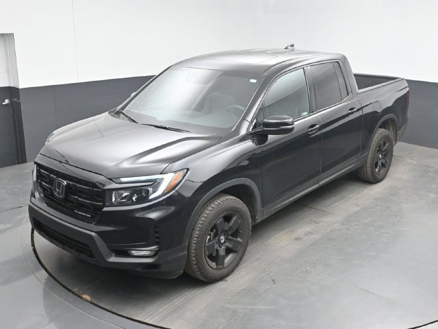 Used 2025 Honda Ridgeline Black Edition image 15