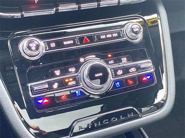 Certified 2022 Lincoln Corsair AWD w/ Premium Package image 26