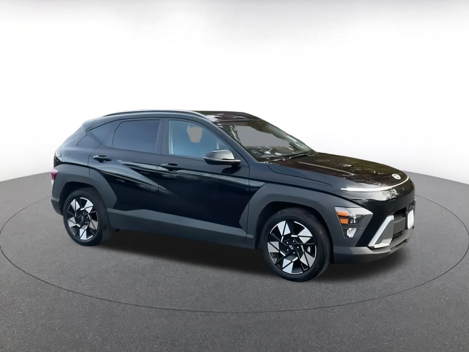 Used 2025 Hyundai Kona SEL image 14