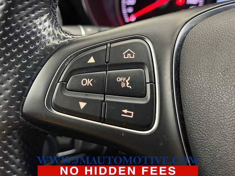 Used 2019 Mercedes-Benz GLC 300 4MATIC image 40