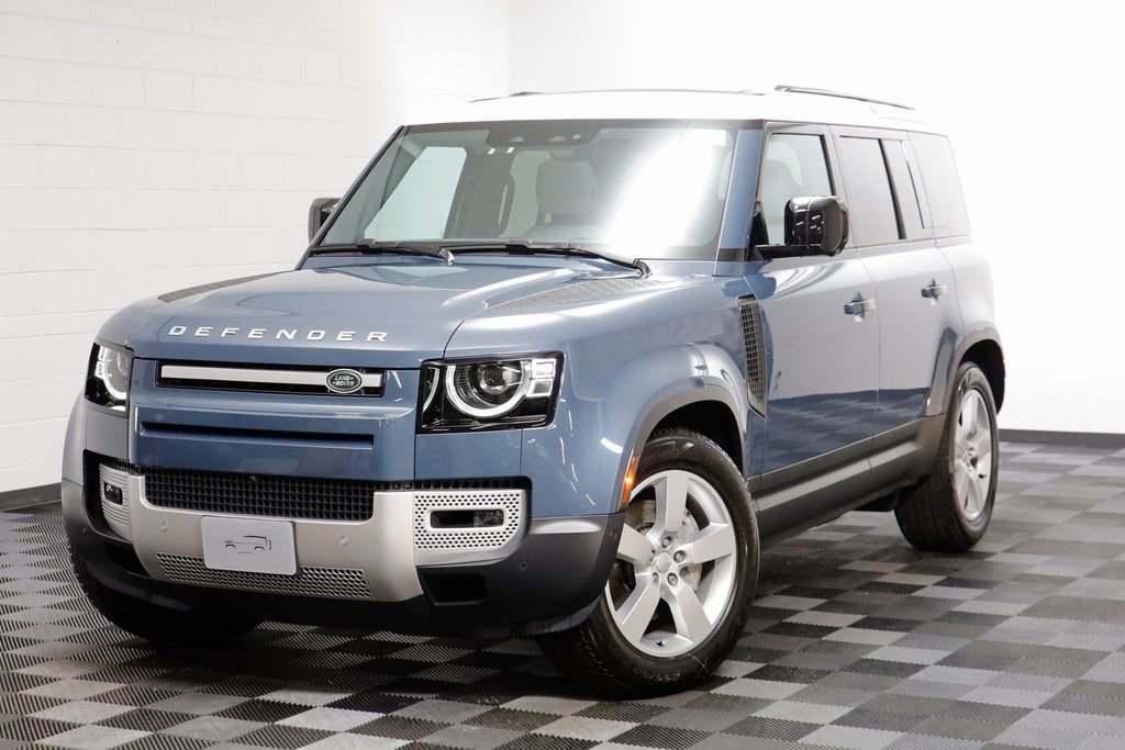 Used 2025 Land Rover Defender 110 S image 1