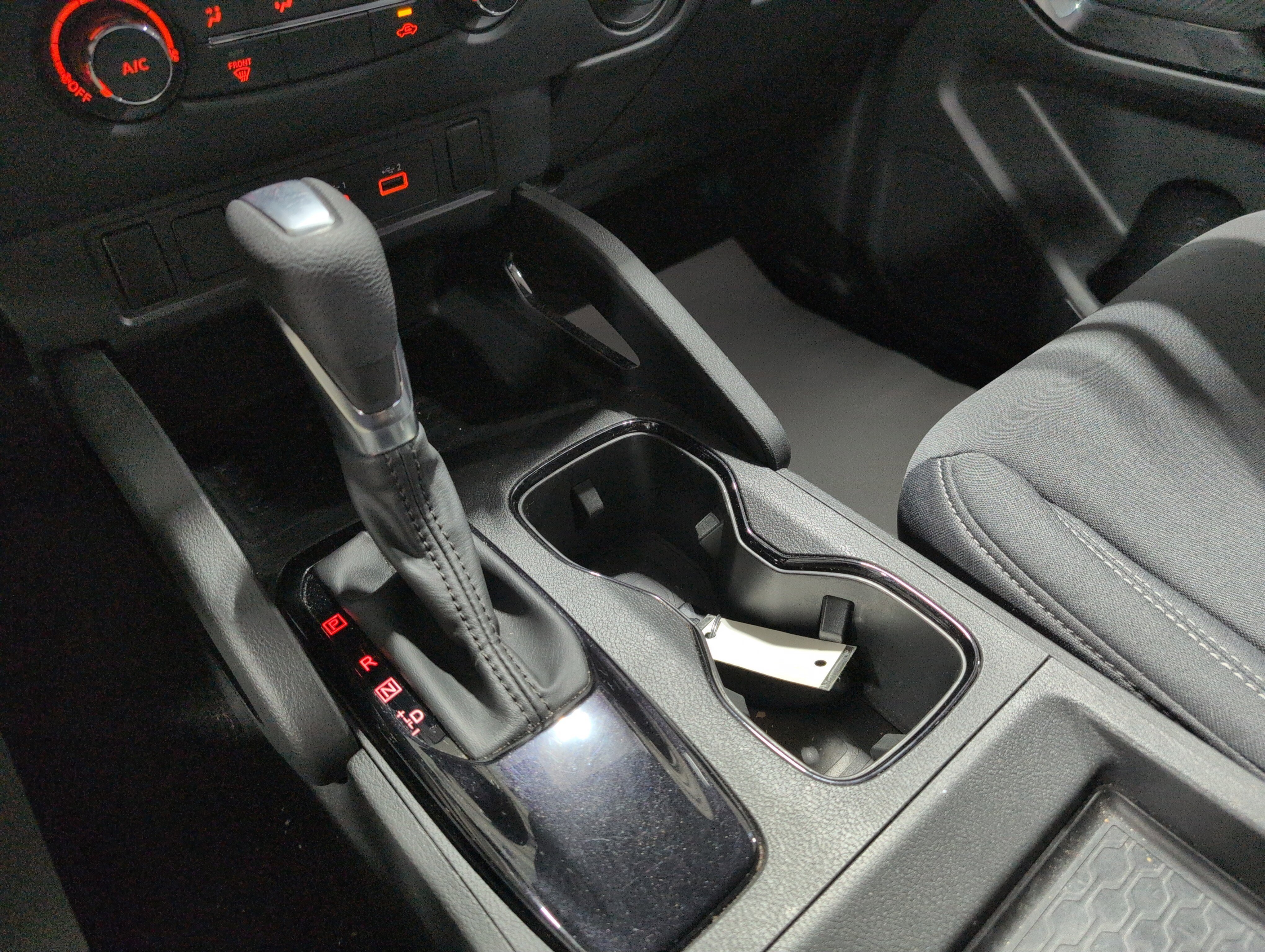 Used 2023 Nissan Frontier SV w/ Midnight Edition Package image 18