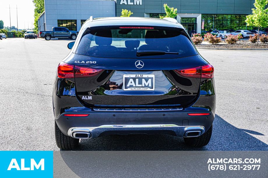 Used 2025 Mercedes-Benz GLA 250 image 11