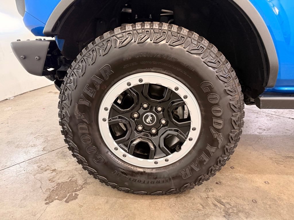 Used 2024 Ford Bronco Black Diamond w/ Sasquatch Package AWD/4WD image 16
