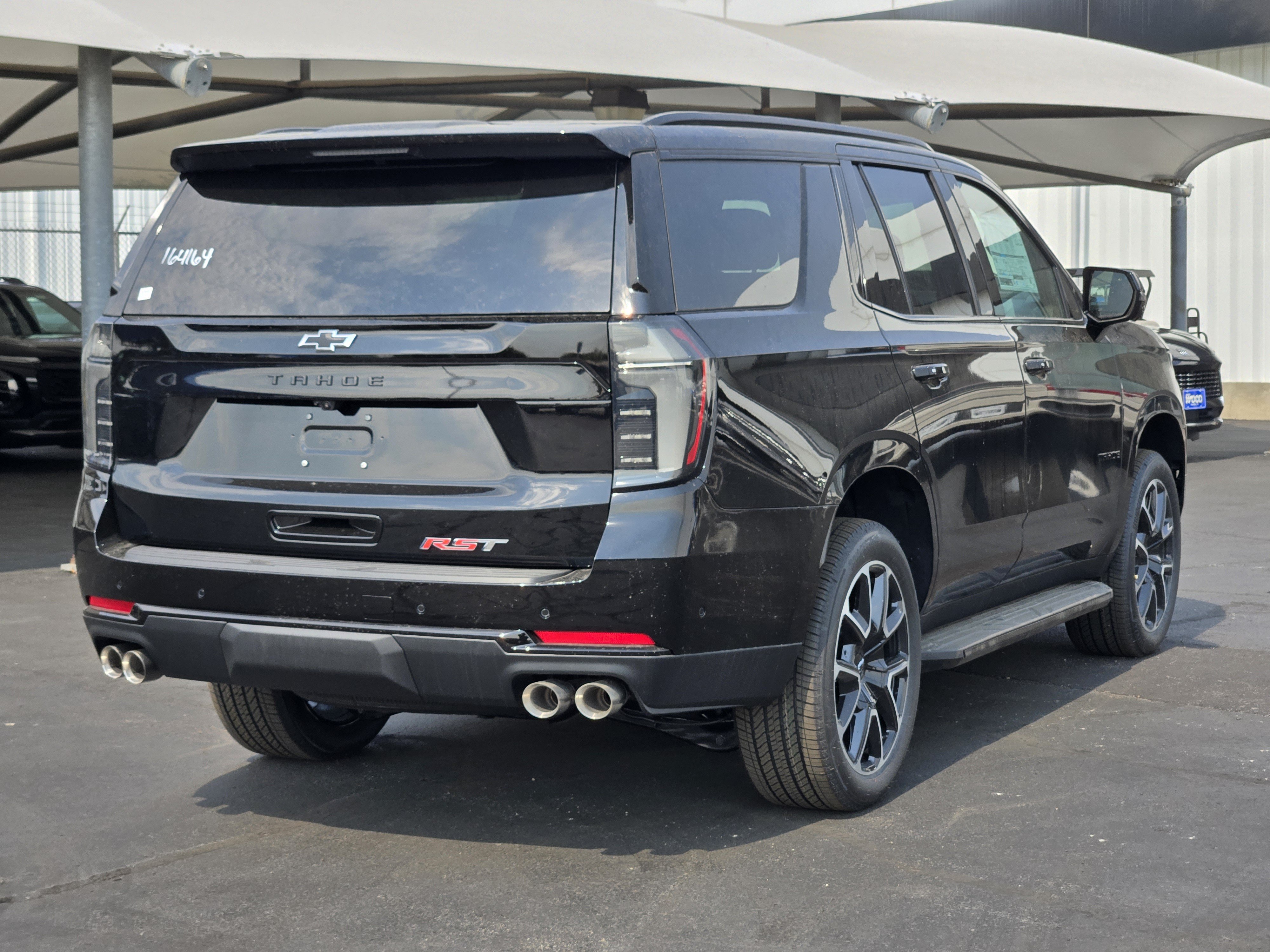 New 2026 Chevrolet Tahoe RST w/ RST Capability Package AWD/4WD image 4