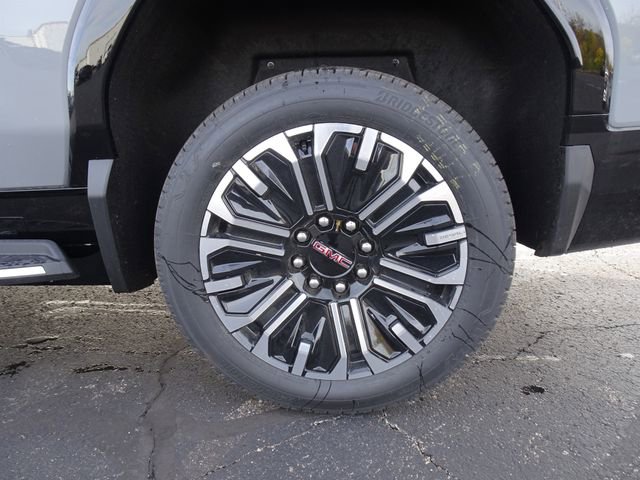 New 2026 GMC Sierra EV Denali AWD/4WD image 25