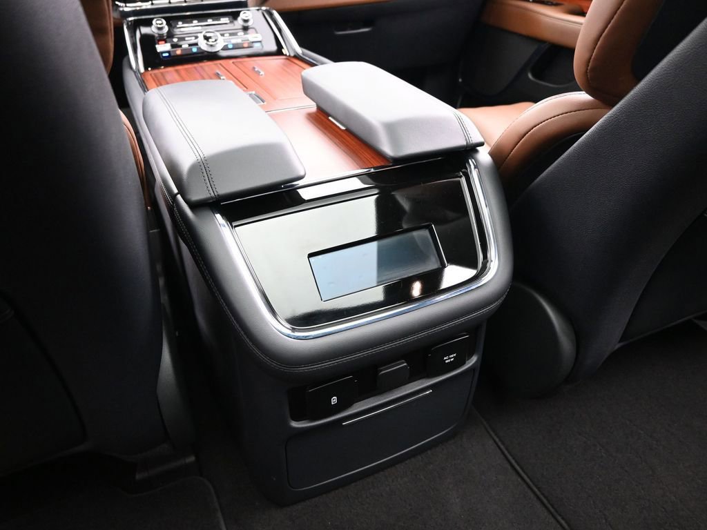 Used 2024 Lincoln Navigator L Reserve image 29