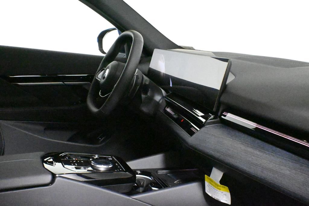 Used 2026 BMW 530i xDrive w/ Premium Package image 35