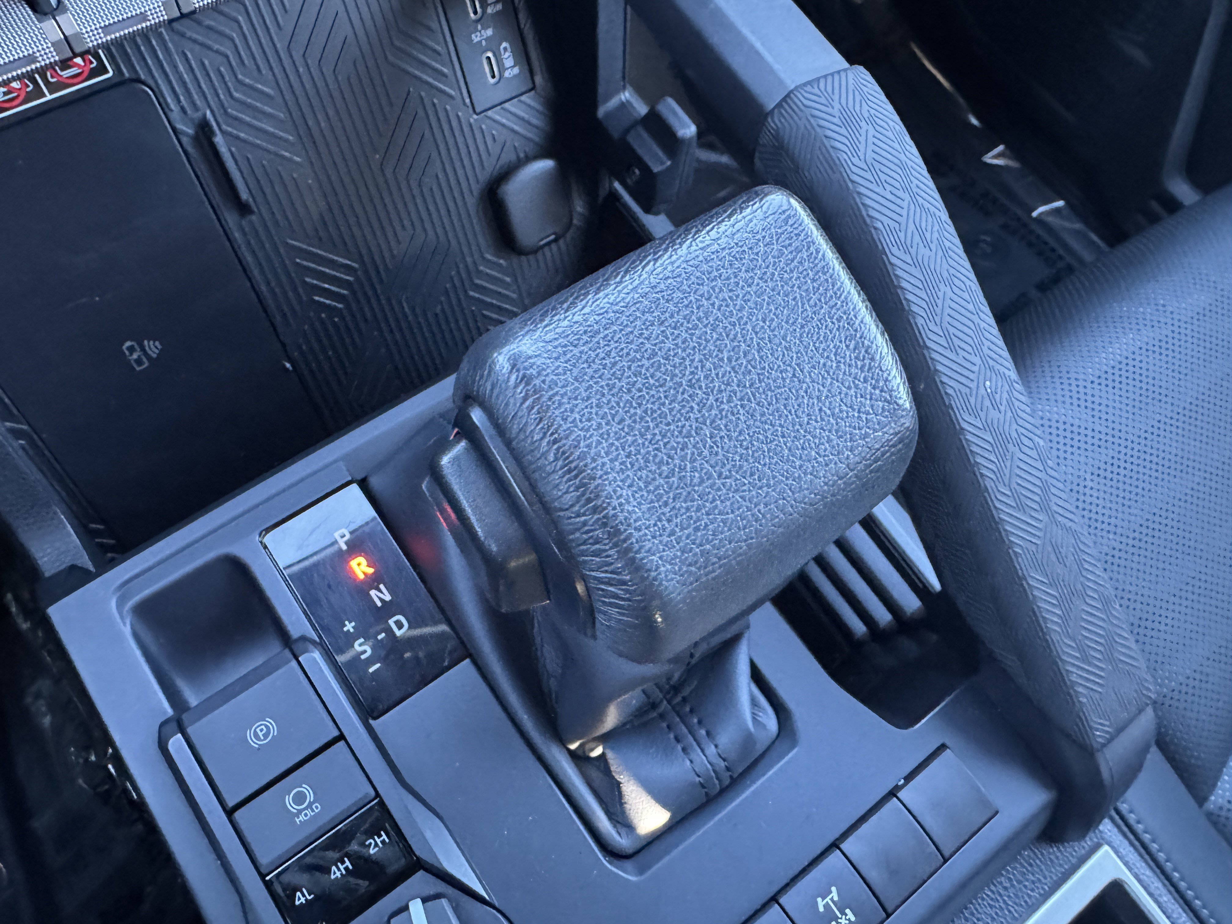 Used 2024 Toyota Tacoma TRD Off-Road image 29