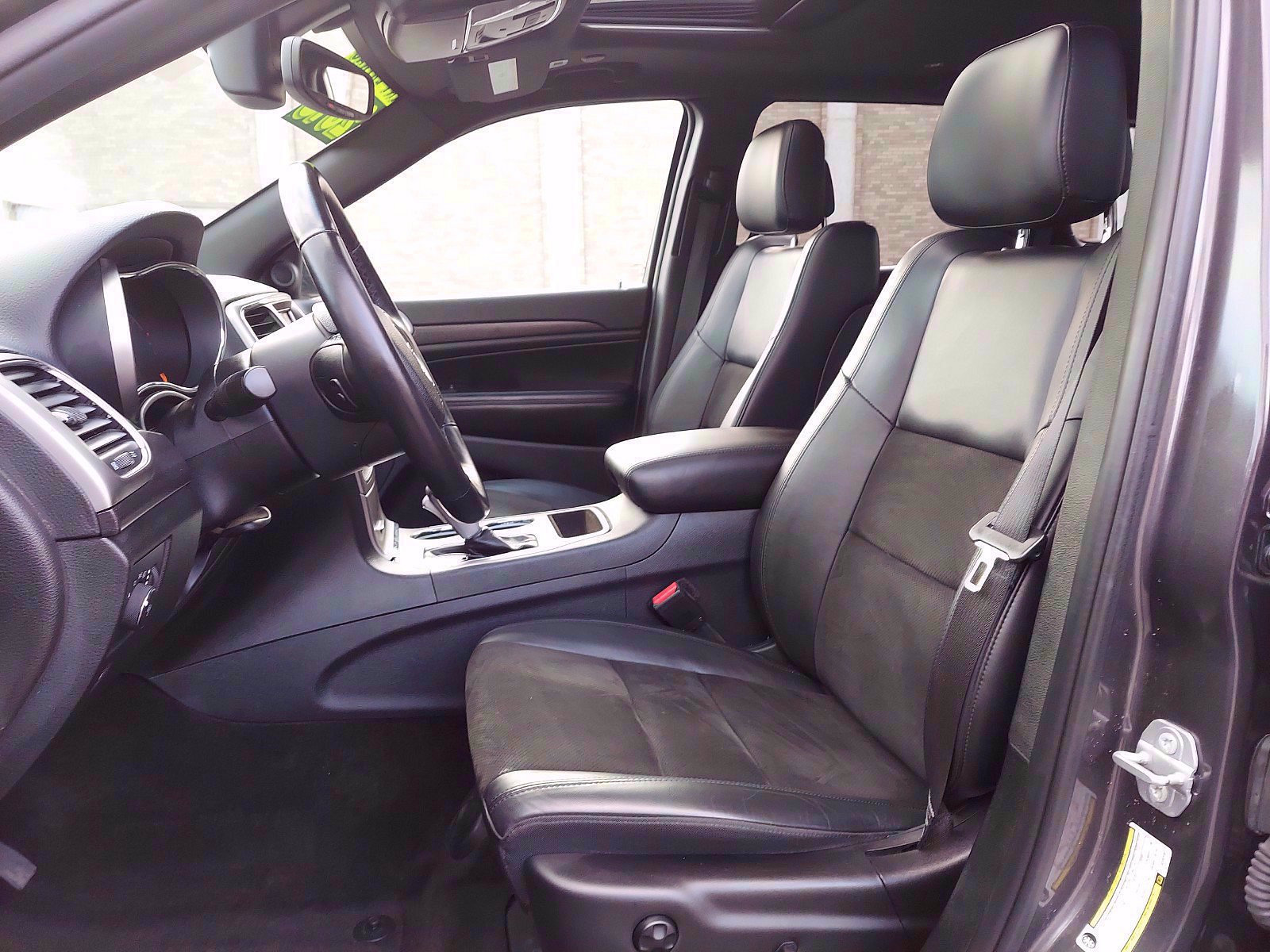 Used 2018 Jeep Grand Cherokee Altitude image 13