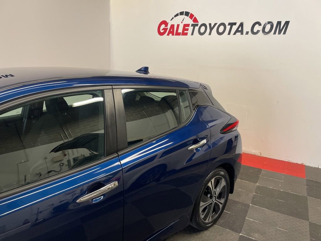Used 2021 Nissan Leaf SV image 5