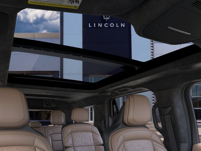 New 2026 Lincoln Navigator Black Label AWD/4WD image 22
