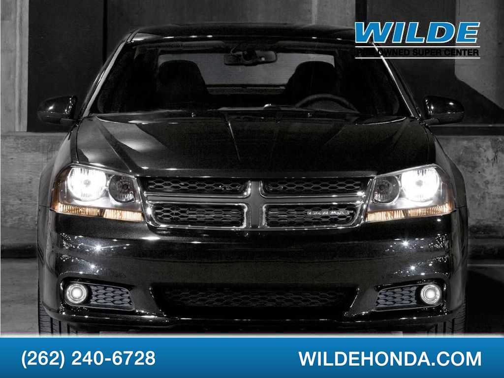 Used 2014 Dodge Avenger SXT w/ Blacktop Package FWD image 1