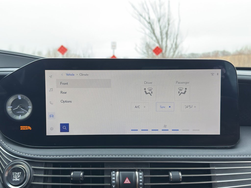 Used 2023 Lexus LS 500 Luxury w/ Luxury Package image 24