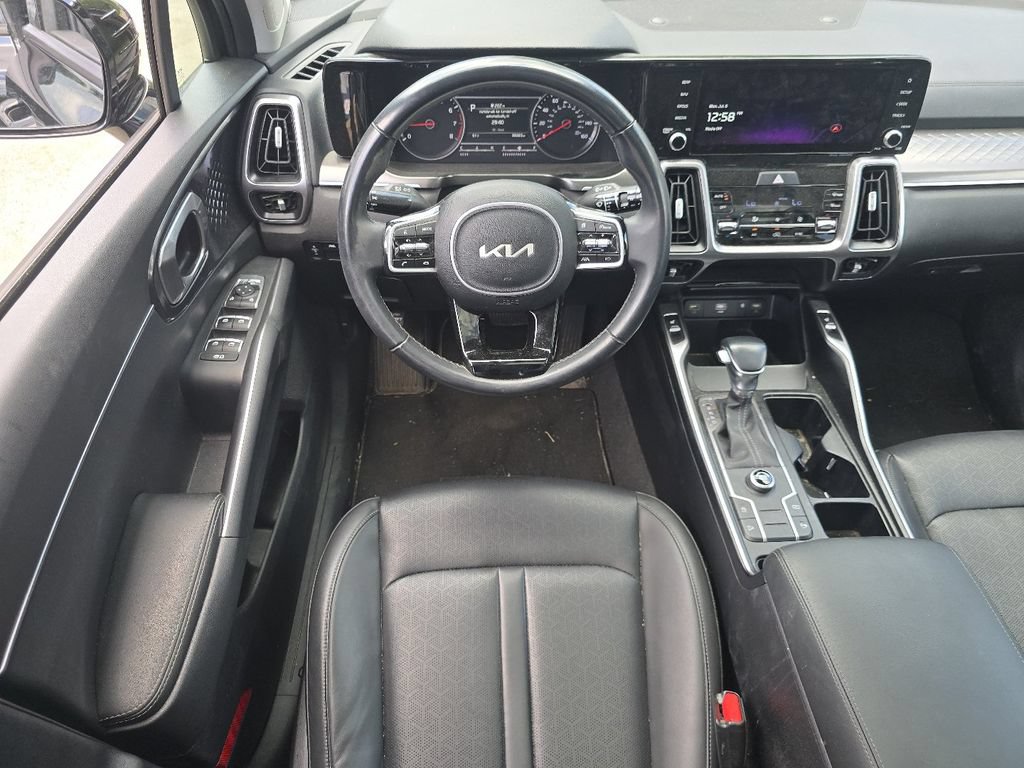 Used 2023 Kia Sorento S w/ Panoramic Sunroof Package FWD image 21