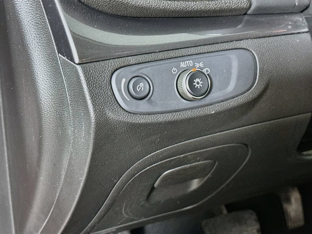 Used 2019 Buick Encore Preferred FWD image 10