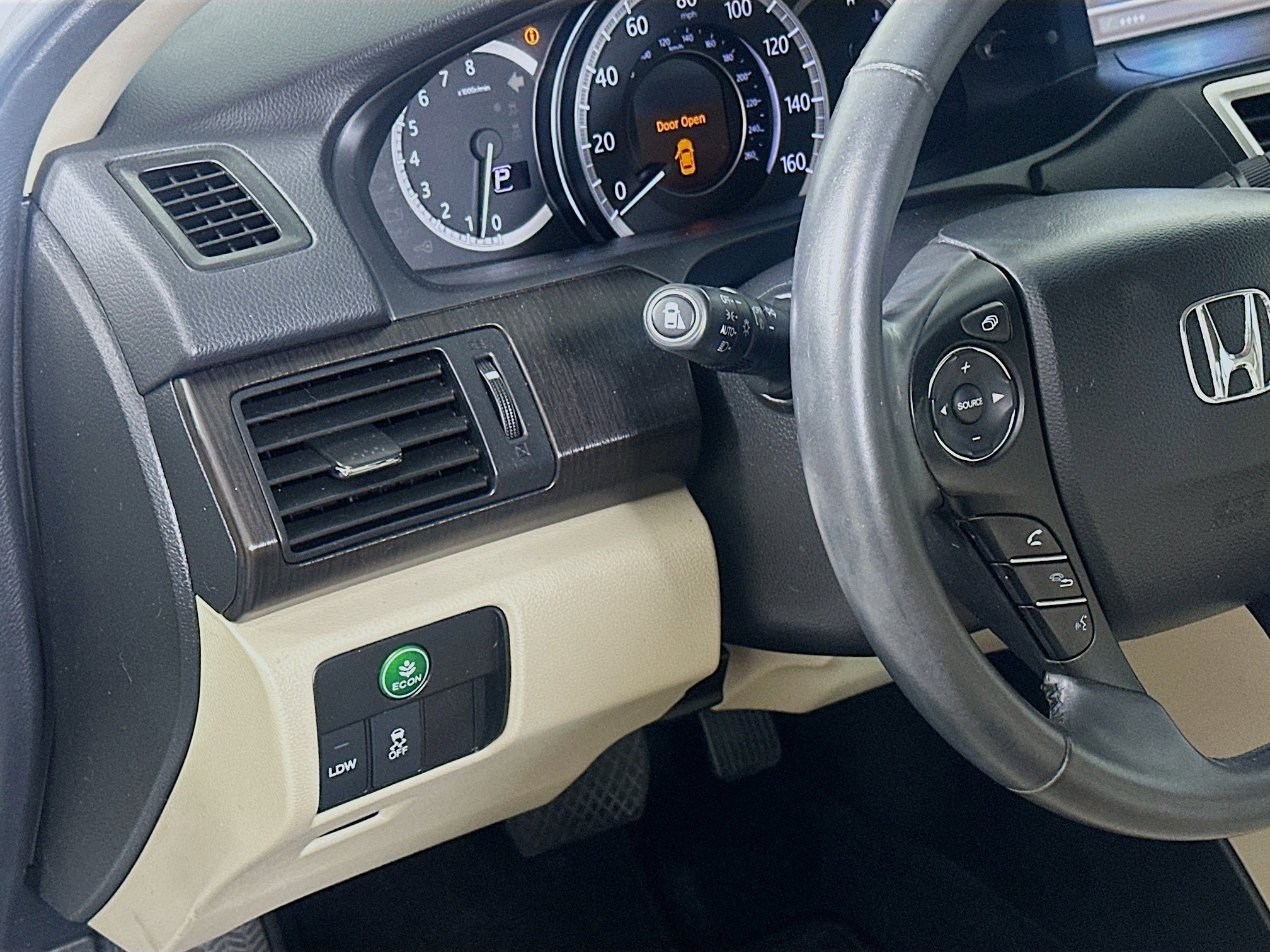 Used 2015 Honda Accord Touring image 16
