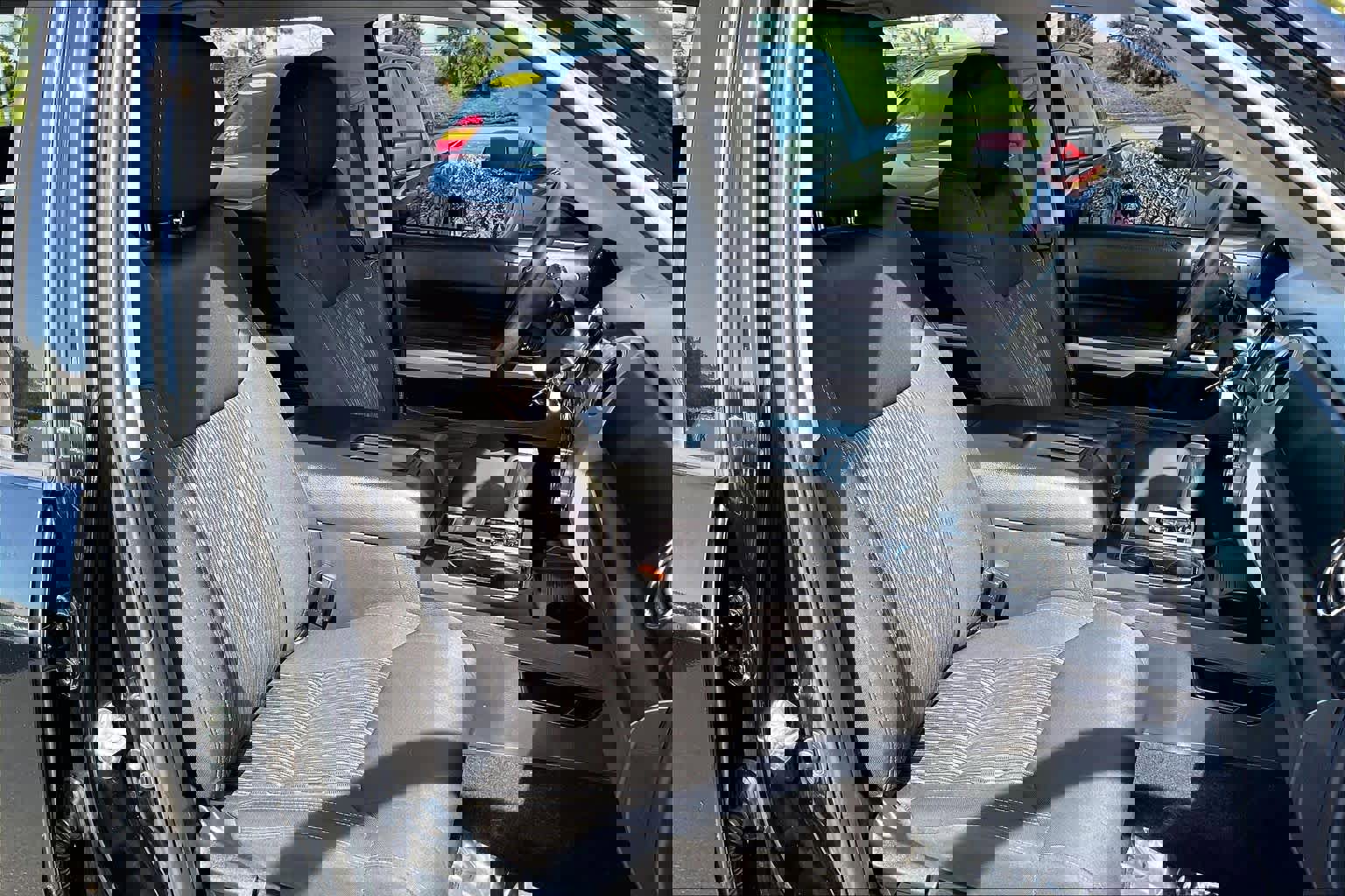 Used 2021 Toyota Tundra SR5 w/ Trail Edition image 7