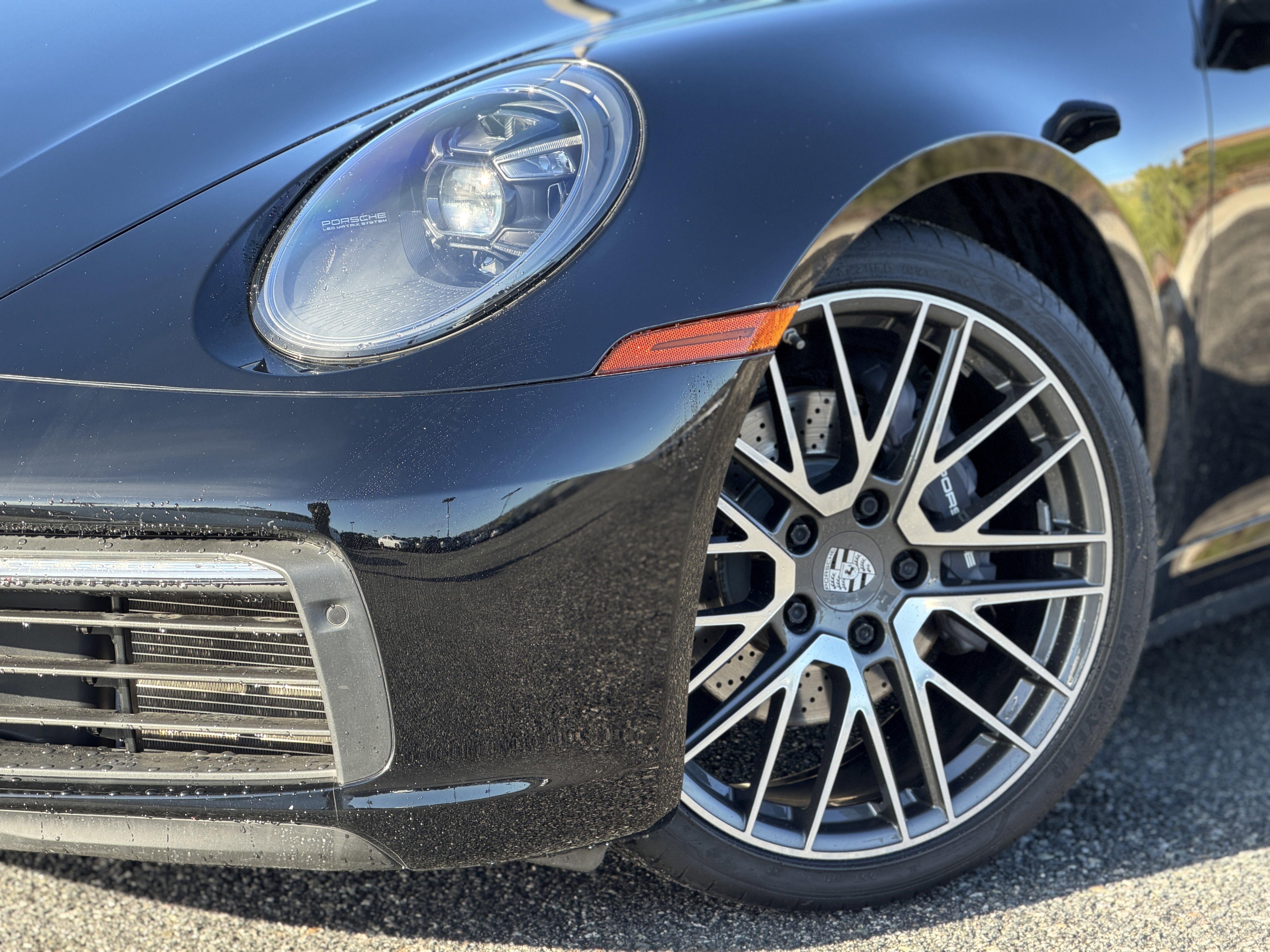 Used 2021 Porsche 911 Carrera image 4