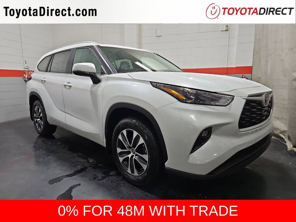 New 2026 Toyota Highlander XLE AWD/4WD image 1