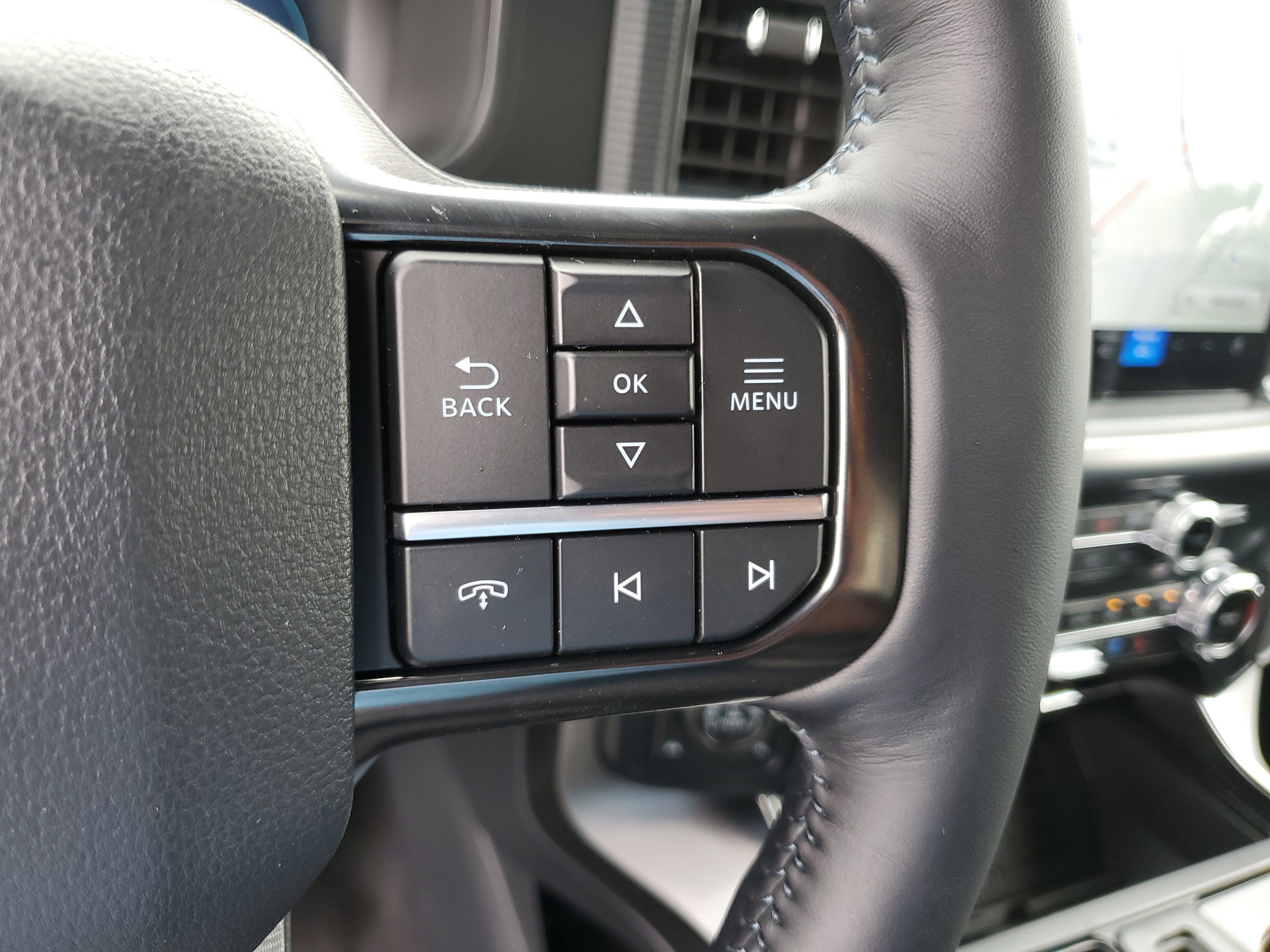 New 2025 Ford F150 Platinum w/ Equipment Group 702A High image 25