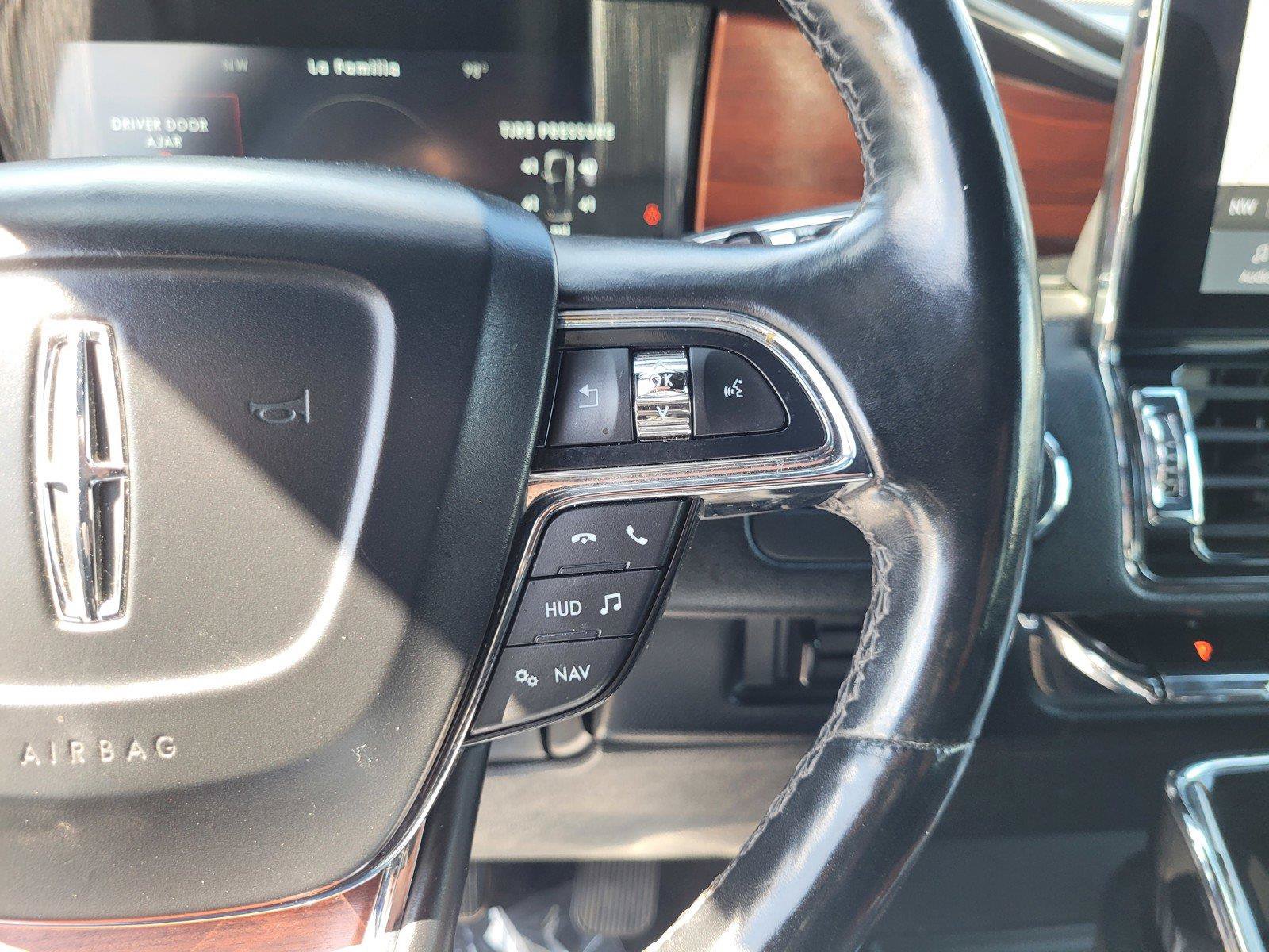 Used 2021 Lincoln Navigator L Reserve AWD/4WD image 32