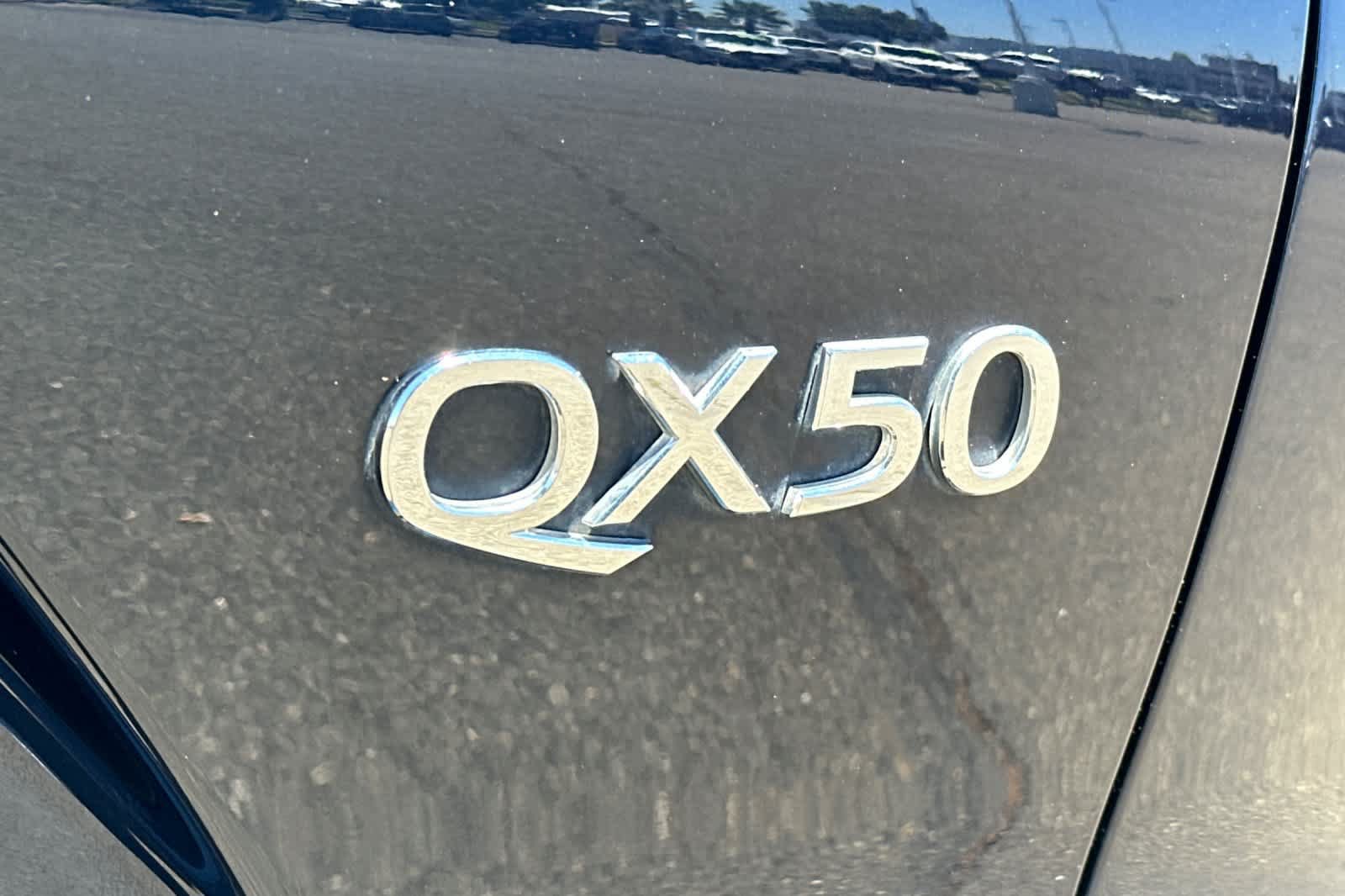 Used 2019 INFINITI QX50 Essential w/ Sensory Package AWD/4WD image 34