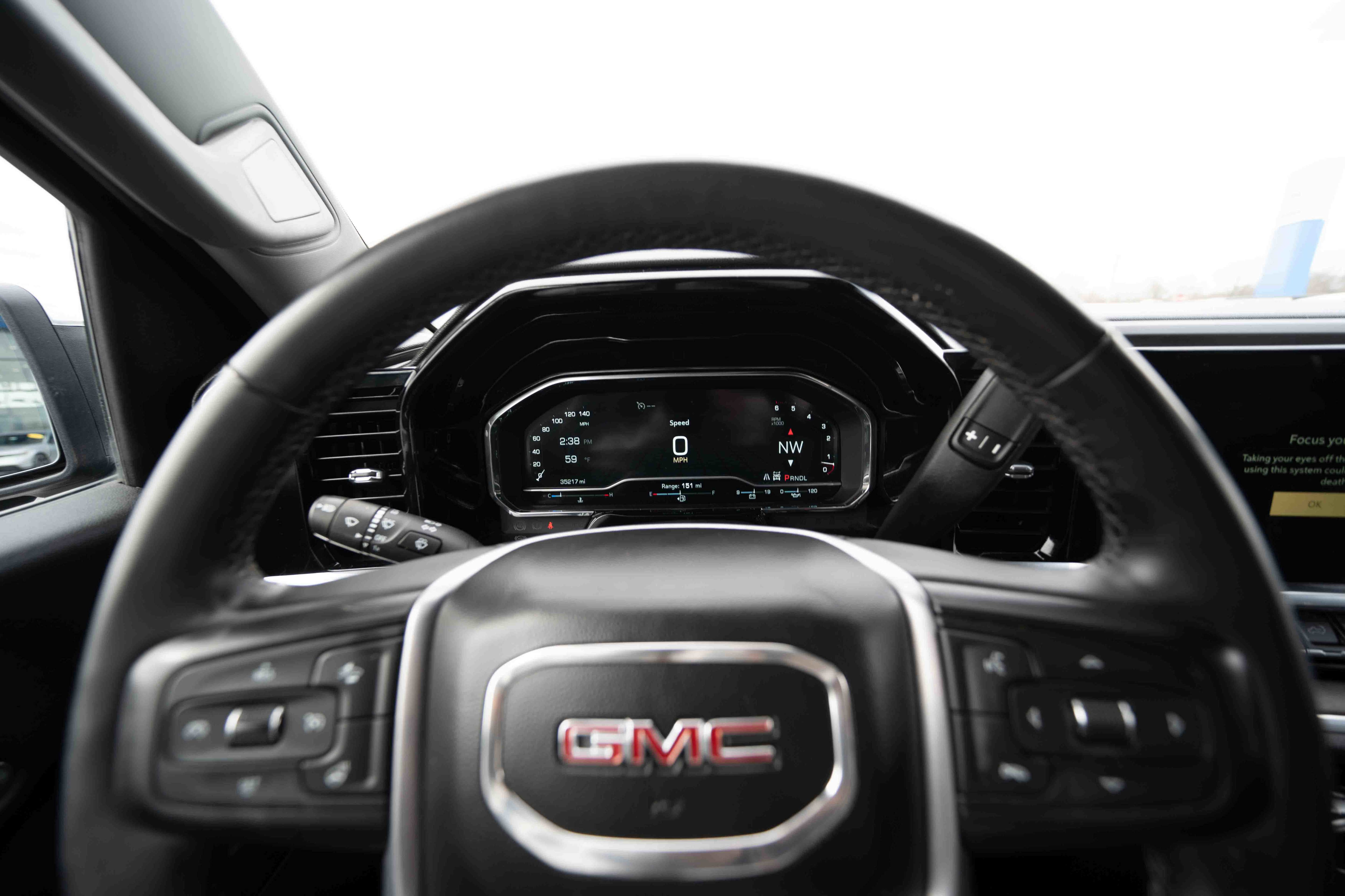 Used 2023 GMC Sierra 1500 SLT AWD/4WD image 15