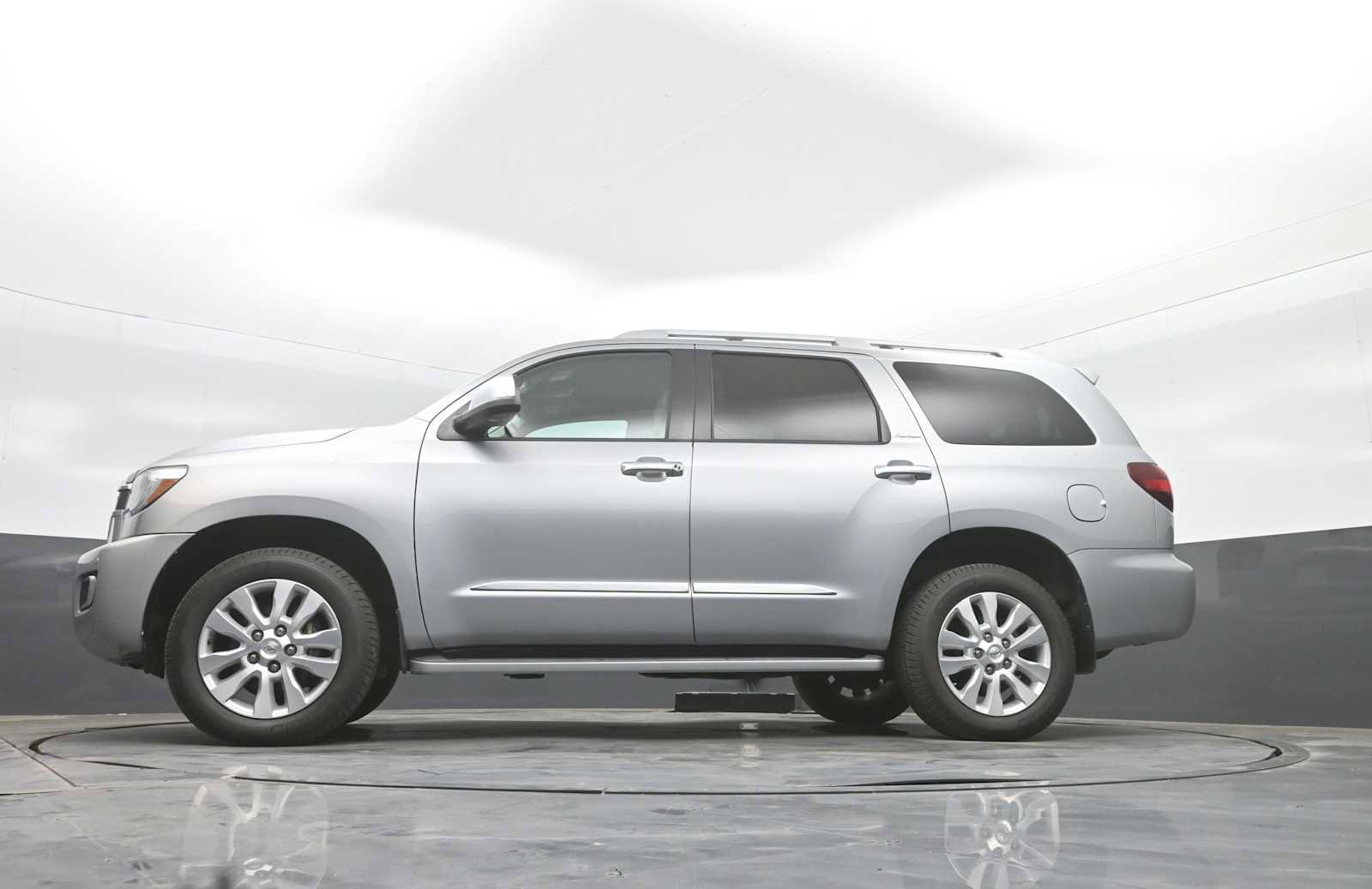 Used 2019 Toyota Sequoia Platinum RWD image 23