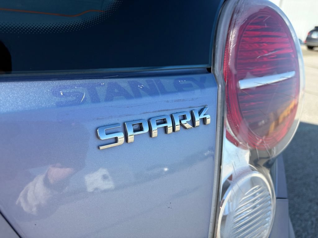 Used 2014 Chevrolet Spark LT FWD image 43