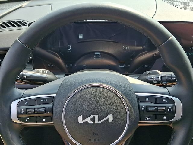 Used 2025 Kia K5 EX FWD image 19